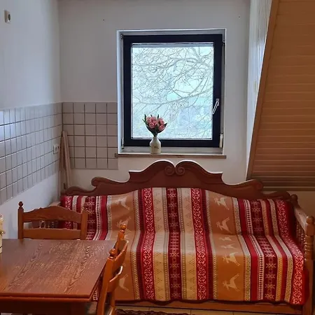 Ruhige Landwohnung Auf Dem Berg Apartment Deuerling
